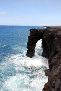 Hōlei Sea Arch, Hawai’i Volcanoes National Park, USA ©dcarsprungli